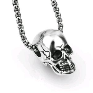 💀 Skull Necklace